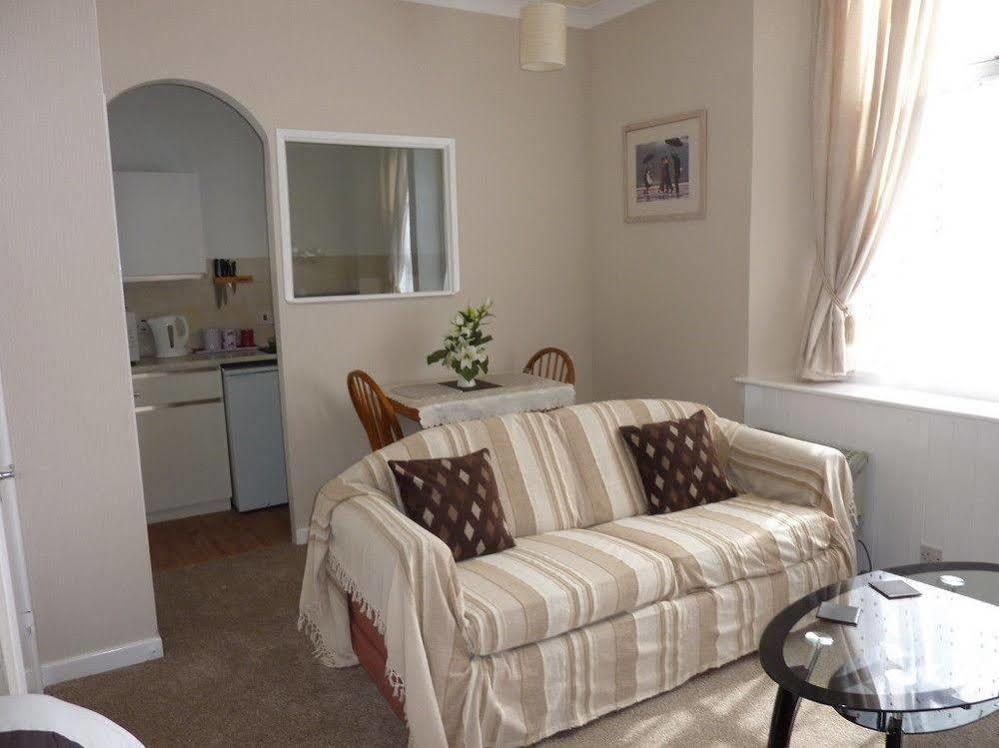 Glencoe Apartments Пейнтън Екстериор снимка